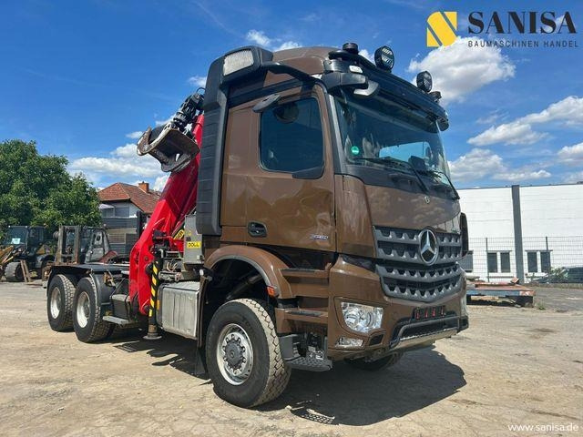 Mercedes-Benz Arocs 3351/6x6/Palfinger Epolsion S260/Langholz - Nákladné vozidlo na prepravu dreva: obrázok 1 Mercedes-Benz Arocs 3351/6x6/Palfinger Epolsion S260/Langholz - Nákladné vozidlo na prepravu dreva: obrázok 1