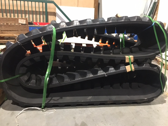 Rubber track for Challenger MT700 25 ", 30" and 36" - Pásy pre Poľnohospodárske stroje: obrázok 2 Rubber track for Challenger MT700 25 ", 30" and 36" - Pásy pre Poľnohospodárske stroje: obrázok 2