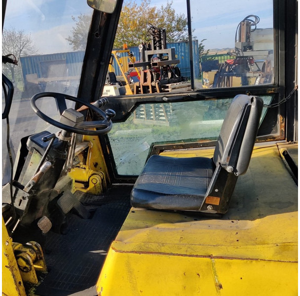 Caterpillar SE-300-15 - Dieselový vysokozdvižný vozík: obrázok 3 Caterpillar SE-300-15 - Dieselový vysokozdvižný vozík: obrázok 3