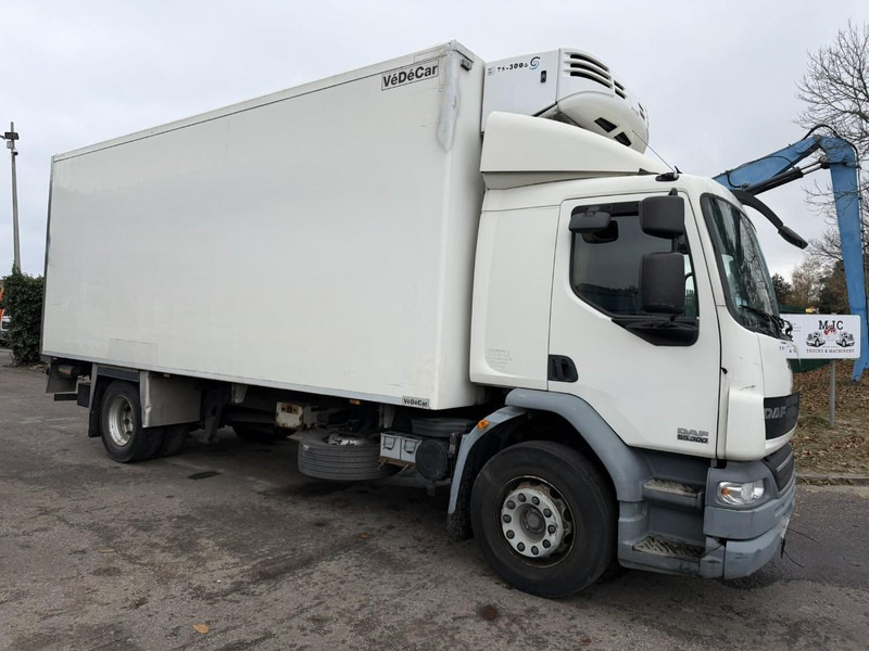 DAF LF 55.300 - 19T FRIGO THERMOKING TS-300e - TAILLIFT - BOX 6m45 x 2m49 x 2m49 - EURO 5 - A/C - BE TRUCK - Chladirenské nákladné vozidlo: obrázok 1 DAF LF 55.300 - 19T FRIGO THERMOKING TS-300e - TAILLIFT - BOX 6m45 x 2m49 x 2m49 - EURO 5 - A/C - BE TRUCK - Chladirenské nákladné vozidlo: obrázok 1