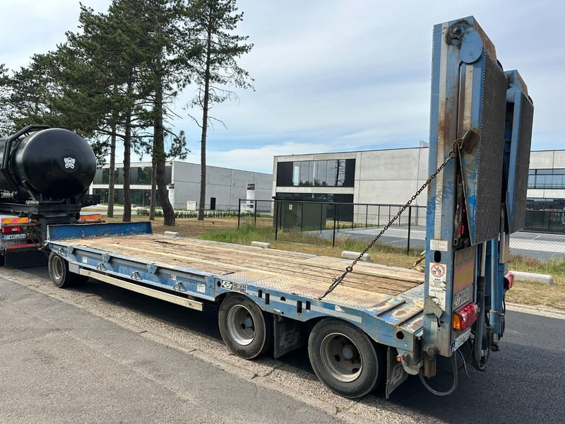 Gheysen en Verpoort R3VA 30T DIEPLADER / LOWLOADER / TIEFLADER / PORTE CHAR - HYDR RAMPEN - BLADVERING / LAMES / BLATT - Príves podvalník: obrázok 4 Gheysen en Verpoort R3VA 30T DIEPLADER / LOWLOADER / TIEFLADER / PORTE CHAR - HYDR RAMPEN - BLADVERING / LAMES / BLATT - Príves podvalník: obrázok 4