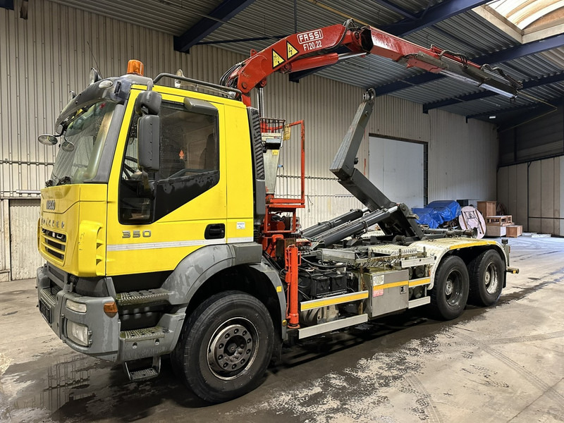 Iveco TRAKKER 350 6x4 HOOKLIFT + CRANE FASSI F120.22 (5/6 F) - *342.000km* - STEEL SPRING / BIG AXLES - AS TRONIC AUTOMATIC GEARBOX - Hákový nosič kontajnerov, Auto s hydraulickou rukou: obrázok 3 Iveco TRAKKER 350 6x4 HOOKLIFT + CRANE FASSI F120.22 (5/6 F) - *342.000km* - STEEL SPRING / BIG AXLES - AS TRONIC AUTOMATIC GEARBOX - Hákový nosič kontajnerov, Auto s hydraulickou rukou: obrázok 3