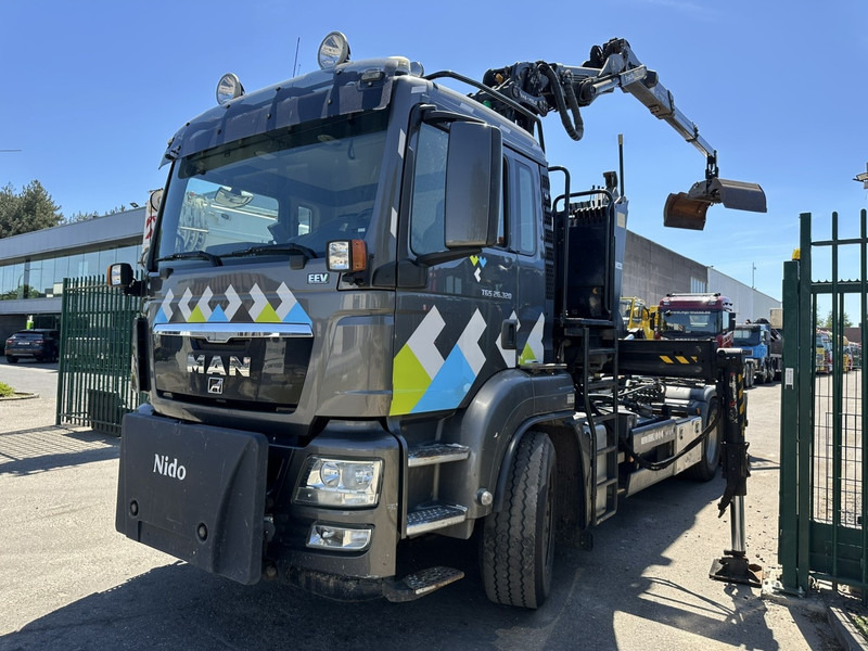 MAN TGS 26.320 6X2-4 BL EEV + CRANE EPSILON Q170Z95TR + GRABBER - LIFT/STEERING AXLE - *266.000km* - NL TRUCK - Hákový nosič kontajnerov, Auto s hydraulickou rukou: obrázok 4 MAN TGS 26.320 6X2-4 BL EEV + CRANE EPSILON Q170Z95TR + GRABBER - LIFT/STEERING AXLE - *266.000km* - NL TRUCK - Hákový nosič kontajnerov, Auto s hydraulickou rukou: obrázok 4