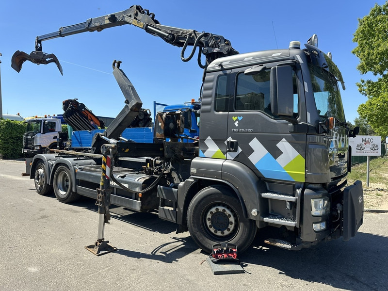 MAN TGS 26.320 6X2-4 BL EEV + CRANE EPSILON Q170Z95TR + GRABBER - LIFT/STEERING AXLE - *266.000km* - NL TRUCK - Hákový nosič kontajnerov, Auto s hydraulickou rukou: obrázok 1 MAN TGS 26.320 6X2-4 BL EEV + CRANE EPSILON Q170Z95TR + GRABBER - LIFT/STEERING AXLE - *266.000km* - NL TRUCK - Hákový nosič kontajnerov, Auto s hydraulickou rukou: obrázok 1