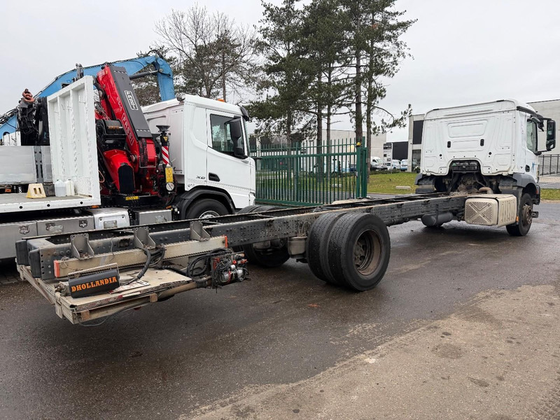 Mercedes-Benz ANTOS 1830 - 4x2 (8m90) CHASSIS CABINE - 19T - A/C - TAILLIFT - *440.000km* - EURO 6 - ENGINE + GEARBOX + CHASSIS = OK - Podvozek s kabinou: obrázok 4 Mercedes-Benz ANTOS 1830 - 4x2 (8m90) CHASSIS CABINE - 19T - A/C - TAILLIFT - *440.000km* - EURO 6 - ENGINE + GEARBOX + CHASSIS = OK - Podvozek s kabinou: obrázok 4