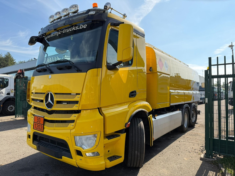 Mercedes-Benz ANTOS 2632 6x2 FUEL TANKER 16.000L - 4 COMP - DIESEL / PETROL - RETARDER - EURO 6 - LIFT / STEERING AXLE - *FULL AIR* - BE TRUCK - Cisternové vozidlo: obrázok 3 Mercedes-Benz ANTOS 2632 6x2 FUEL TANKER 16.000L - 4 COMP - DIESEL / PETROL - RETARDER - EURO 6 - LIFT / STEERING AXLE - *FULL AIR* - BE TRUCK - Cisternové vozidlo: obrázok 3