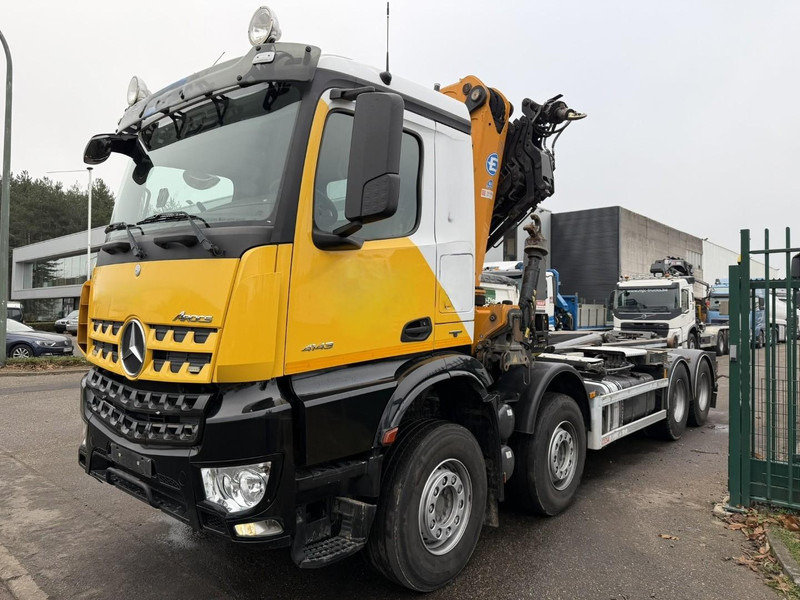 Mercedes-Benz AROCS 4143 8X4 WAF HOOKLIFT + CRANE EFFER 395 4S + ROTATOR + RADIO - 5/6 F - BE TRUCK - VERY NICE CONDITION - Hákový nosič kontajnerov, Auto s hydraulickou rukou: obrázok 3 Mercedes-Benz AROCS 4143 8X4 WAF HOOKLIFT + CRANE EFFER 395 4S + ROTATOR + RADIO - 5/6 F - BE TRUCK - VERY NICE CONDITION - Hákový nosič kontajnerov, Auto s hydraulickou rukou: obrázok 3