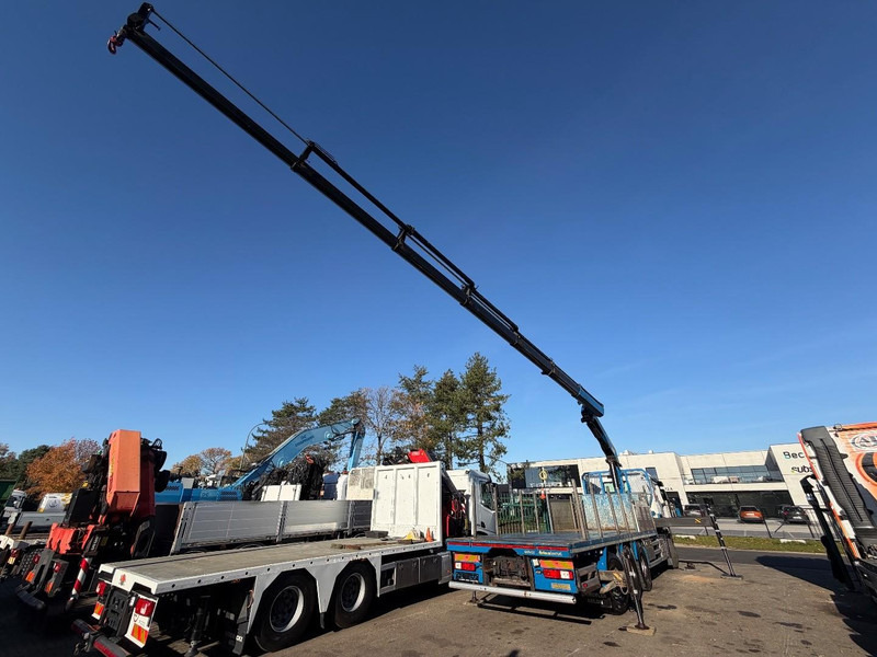 Renault C480 8x4 TRIDEM + CRANE (20m!) PALFINGER PK33002-EH E (6x) - PLATFORM 8m25 - LIFT/STEERING - GOOD TIRES - BE TRUCK - Auto s hydraulickou rukou: obrázok 5 Renault C480 8x4 TRIDEM + CRANE (20m!) PALFINGER PK33002-EH E (6x) - PLATFORM 8m25 - LIFT/STEERING - GOOD TIRES - BE TRUCK - Auto s hydraulickou rukou: obrázok 5