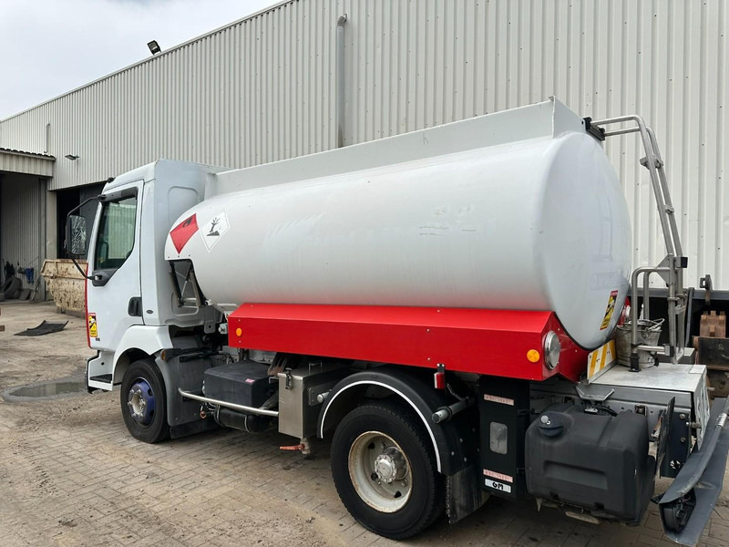 Renault MIDLUM 150 FUEL TANKER / CITERNE MAZOUT - 6500L - 3 COMPARTIMENTS - *ENGINE PROBLEM* - Cisternové vozidlo: obrázok 4 Renault MIDLUM 150 FUEL TANKER / CITERNE MAZOUT - 6500L - 3 COMPARTIMENTS - *ENGINE PROBLEM* - Cisternové vozidlo: obrázok 4