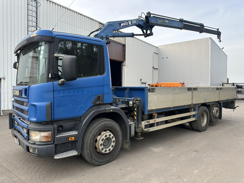 Scania P 94-220 6x2 + CRANE / GRUA MKG HLK 125 - STEEL CARRIER - MANUAL 4+4 - LIFT + STEERING AXLE - BE TRUCK - Auto s hydraulickou rukou: obrázok 1 Scania P 94-220 6x2 + CRANE / GRUA MKG HLK 125 - STEEL CARRIER - MANUAL 4+4 - LIFT + STEERING AXLE - BE TRUCK - Auto s hydraulickou rukou: obrázok 1