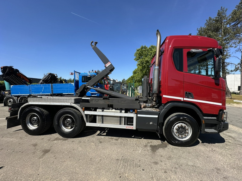 Scania R500 XT 6x4 RETARDER - HOOKLIFT / HAAKSYSTEEM WAF 20T - 5200mm - WB 3m75 - *231.000km* - HUB REDUCTION / STEEL SUSPENSION - EURO 6 - BE TRUCK - Hákový nosič kontajnerov: obrázok 4 Scania R500 XT 6x4 RETARDER - HOOKLIFT / HAAKSYSTEEM WAF 20T - 5200mm - WB 3m75 - *231.000km* - HUB REDUCTION / STEEL SUSPENSION - EURO 6 - BE TRUCK - Hákový nosič kontajnerov: obrázok 4