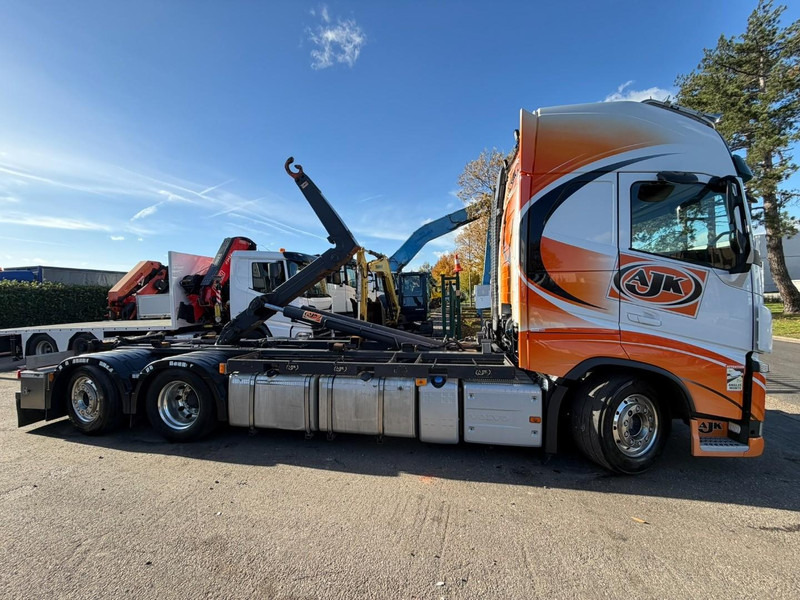 Volvo FH 460 6x2 GLOBE XL AJK HOOKLIFT - *FULL AIR* - DYNAMIC STEERING - I PARK COOL - LIFT + STEERING - ALCOA - BE TRUCK - TOP CONDITION - Hákový nosič kontajnerov: obrázok 4 Volvo FH 460 6x2 GLOBE XL AJK HOOKLIFT - *FULL AIR* - DYNAMIC STEERING - I PARK COOL - LIFT + STEERING - ALCOA - BE TRUCK - TOP CONDITION - Hákový nosič kontajnerov: obrázok 4