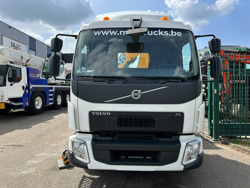 Volvo FL 250 4x2 16T + CRANE EFFER 80/2S - RADIO - *279.000km* - PLATFORM 4m50 - EURO 6 - AIR SUSPENSION - Auto s hydraulickou rukou: obrázok 2 Volvo FL 250 4x2 16T + CRANE EFFER 80/2S - RADIO - *279.000km* - PLATFORM 4m50 - EURO 6 - AIR SUSPENSION - Auto s hydraulickou rukou: obrázok 2