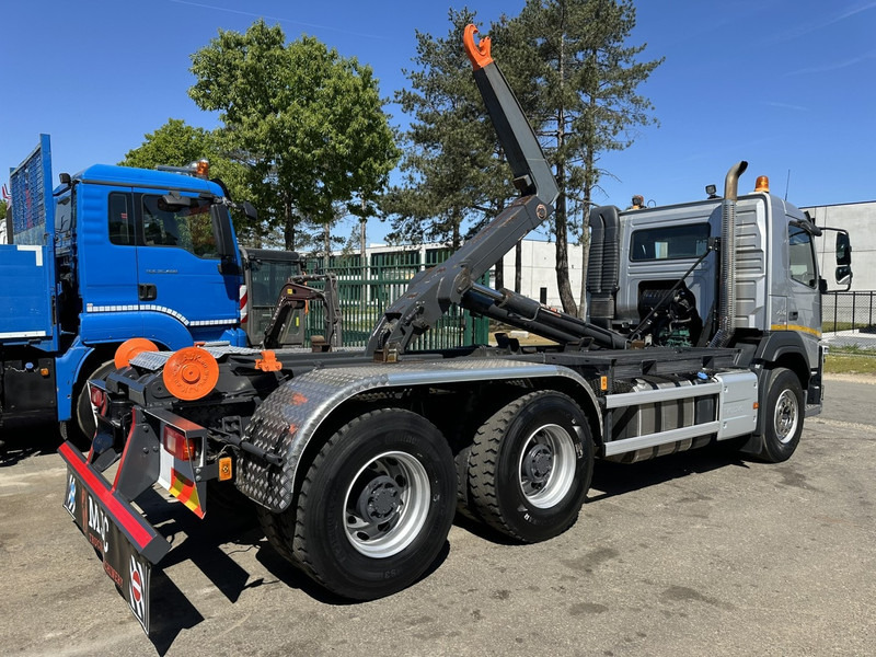 Volvo FM 420 6x4 AJK HOOKLIFT / HAAK 20T - 5760mm - WB 3m90 - *266.000km* - HUB REDUCTION / STEEL SUSPENSION - EURO 6 - BE TRUCK - Hákový nosič kontajnerov: obrázok 5 Volvo FM 420 6x4 AJK HOOKLIFT / HAAK 20T - 5760mm - WB 3m90 - *266.000km* - HUB REDUCTION / STEEL SUSPENSION - EURO 6 - BE TRUCK - Hákový nosič kontajnerov: obrázok 5