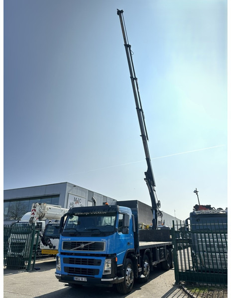 Volvo FM 440 8x4 PRITSCHE 7m20 + KRAN HIAB 288 EP-5 HIDUO + RADIO + ROTATOR - SCHALTGETRIEBE - AP ACHSEN - *395.000km* - Valníkový/ Plošinový nákladný automobil, Auto s hydraulickou rukou: obrázok 4 Volvo FM 440 8x4 PRITSCHE 7m20 + KRAN HIAB 288 EP-5 HIDUO + RADIO + ROTATOR - SCHALTGETRIEBE - AP ACHSEN - *395.000km* - Valníkový/ Plošinový nákladný automobil, Auto s hydraulickou rukou: obrázok 4