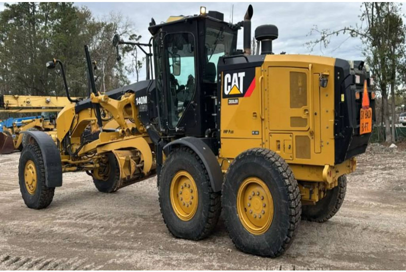 Cat 140M2 AWD - Zrovnávač: obrázok 1 Cat 140M2 AWD - Zrovnávač: obrázok 1