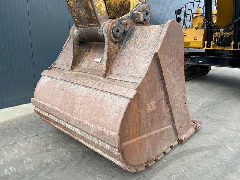 Pásové rýpadlo Cat 374FL ME | U/C 70%!: obrázok 10