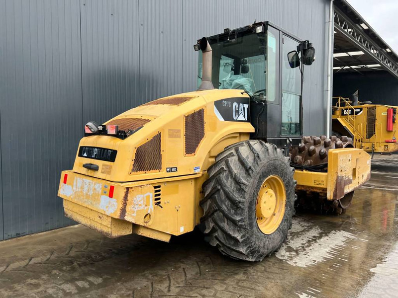 Cat CP76 - Valec: obrázok 4 Cat CP76 - Valec: obrázok 4