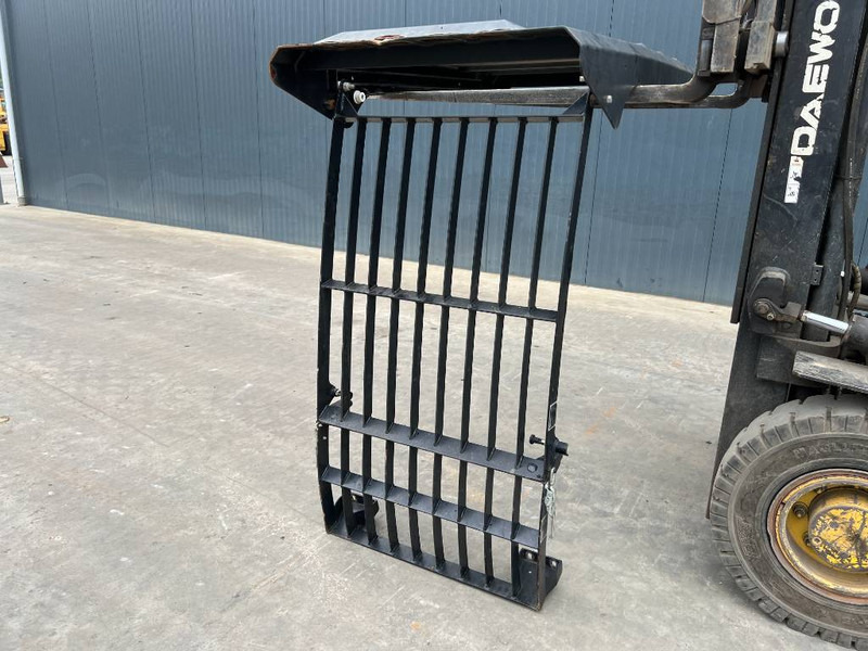 Cat M313D / M315D / M316D / M318D / M322D / M325D - Kabína a interiér pre Stavebné stroje: obrázok 1 Cat M313D / M315D / M316D / M318D / M322D / M325D - Kabína a interiér pre Stavebné stroje: obrázok 1