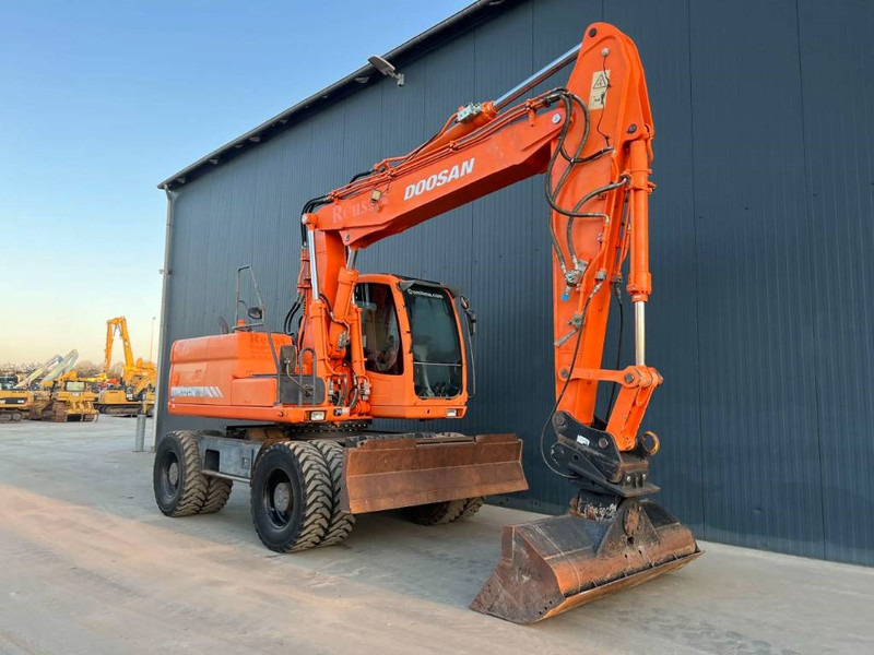 Doosan DX170W - Kolesové rýpadlo: obrázok 2 Doosan DX170W - Kolesové rýpadlo: obrázok 2