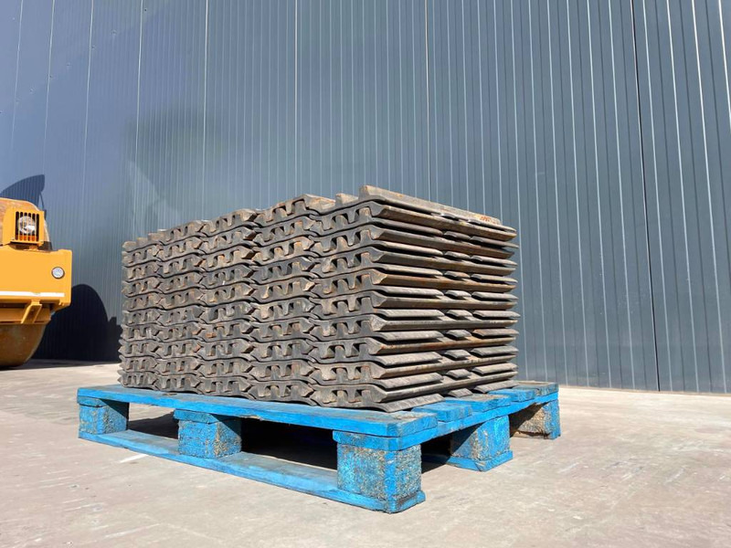 JCB JS240 - Rám/ Podvozok pre Stavebné stroje: obrázok 1 JCB JS240 - Rám/ Podvozok pre Stavebné stroje: obrázok 1