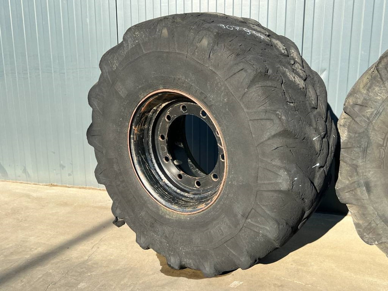 Michelin 445/70R19.5 incl. rim - Pneumatiky a disky pre Stavebné stroje: obrázok 2 Michelin 445/70R19.5 incl. rim - Pneumatiky a disky pre Stavebné stroje: obrázok 2