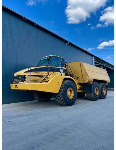 Cat 740 Water Truck - Stavebné stroje: obrázok 1 Cat 740 Water Truck - Stavebné stroje: obrázok 1