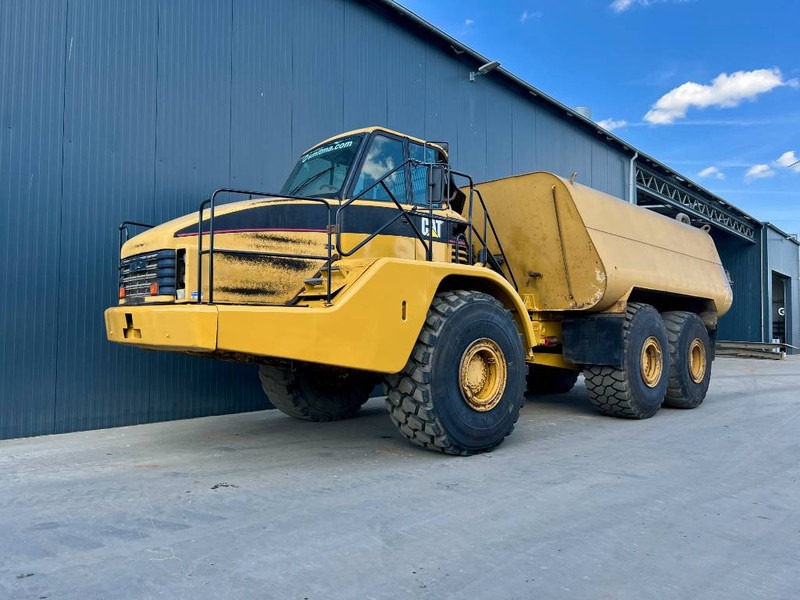 Cat 740 Water Truck - Stavebné stroje: obrázok 1 Cat 740 Water Truck - Stavebné stroje: obrázok 1