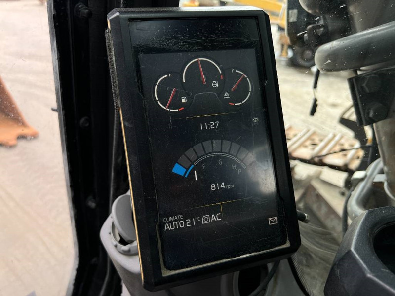 Pásové rýpadlo Volvo EC750E L: obrázok 19