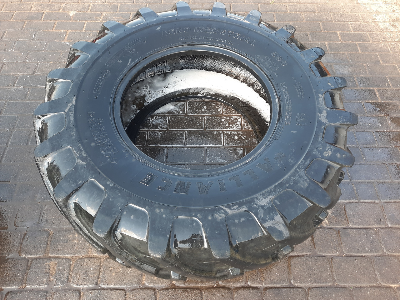 ALLIANCE Agro Industrial - Kompletné koleso pre Poľnohospodárske stroje: obrázok 2 ALLIANCE Agro Industrial - Kompletné koleso pre Poľnohospodárske stroje: obrázok 2