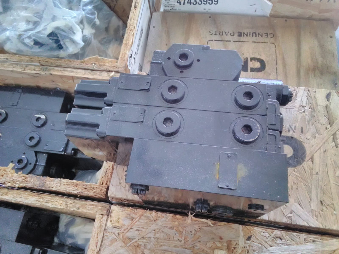 CNH 47433959 - Ventil pre Poľnohospodárske stroje: obrázok 3 CNH 47433959 - Ventil pre Poľnohospodárske stroje: obrázok 3