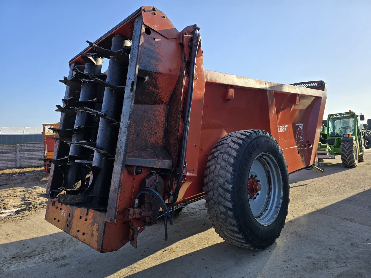 GILIBERT HELIOS 15 - Rozmetadlo hnoja: obrázok 5 GILIBERT HELIOS 15 - Rozmetadlo hnoja: obrázok 5