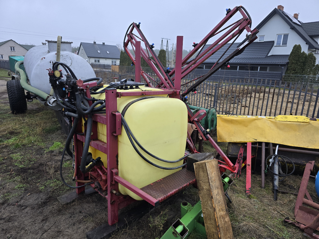 Hardi LX 800 - Postrekovač: obrázok 3 Hardi LX 800 - Postrekovač: obrázok 3
