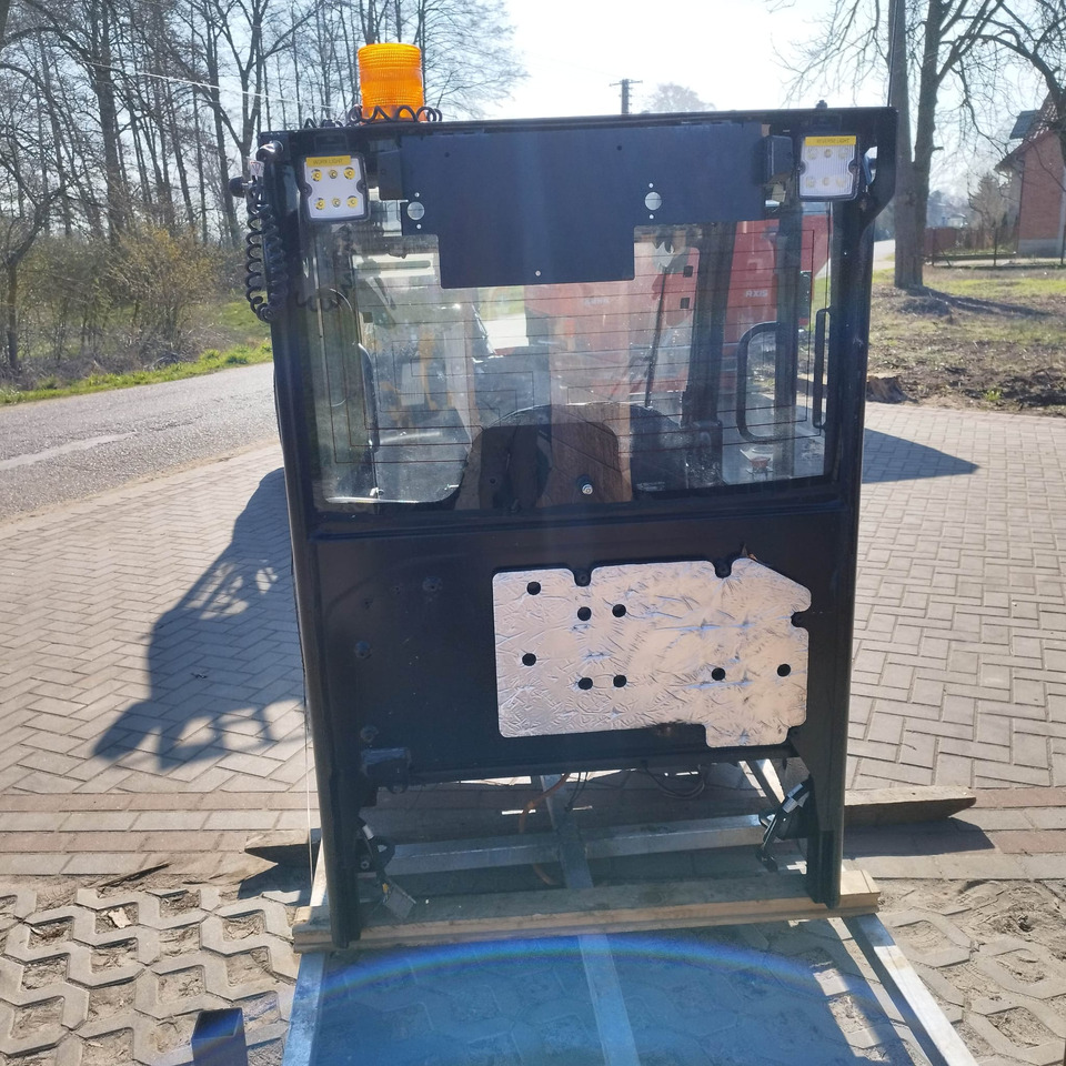 JCB 403 - Kabína pre Nakladač: obrázok 5 JCB 403 - Kabína pre Nakladač: obrázok 5