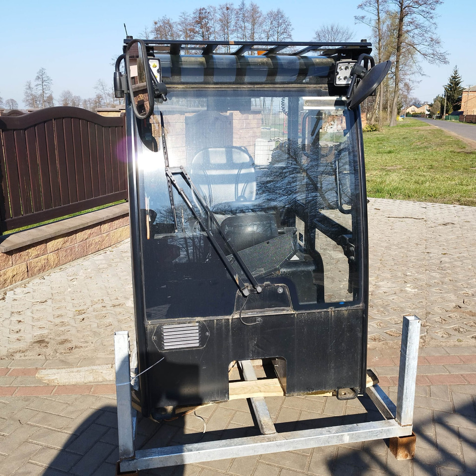 JCB 403 - Kabína pre Stavebné stroje: obrázok 2 JCB 403 - Kabína pre Stavebné stroje: obrázok 2