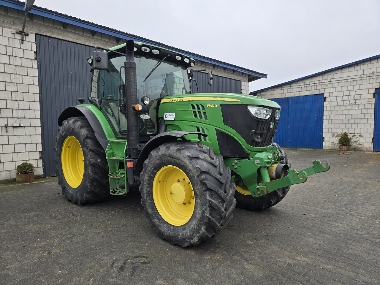 JOHN DEERE 6140R - Traktor: obrázok 4 JOHN DEERE 6140R - Traktor: obrázok 4