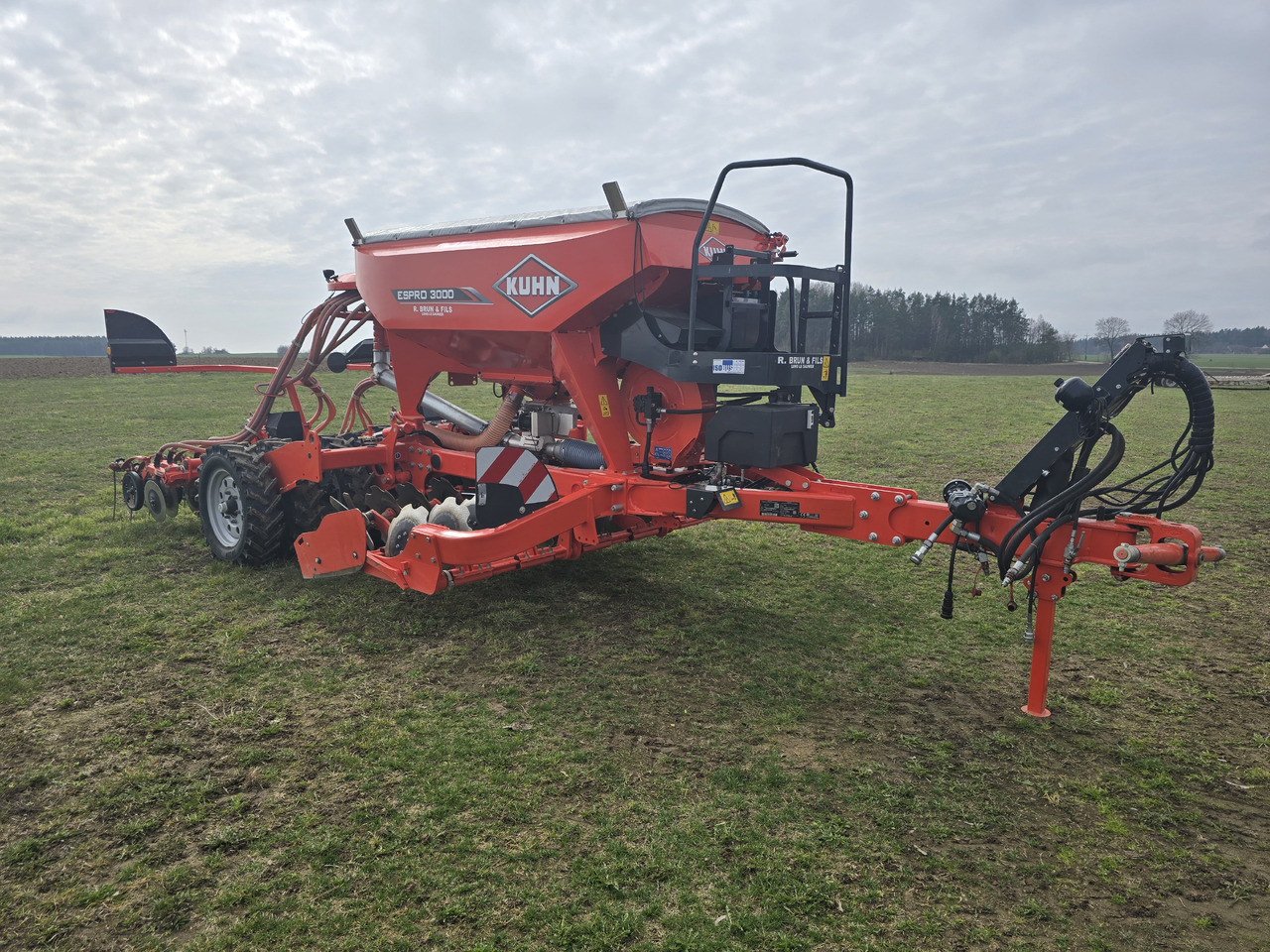 KUHN ESPRO 3000 VFB - Modulárny sejací stroj: obrázok 2 KUHN ESPRO 3000 VFB - Modulárny sejací stroj: obrázok 2
