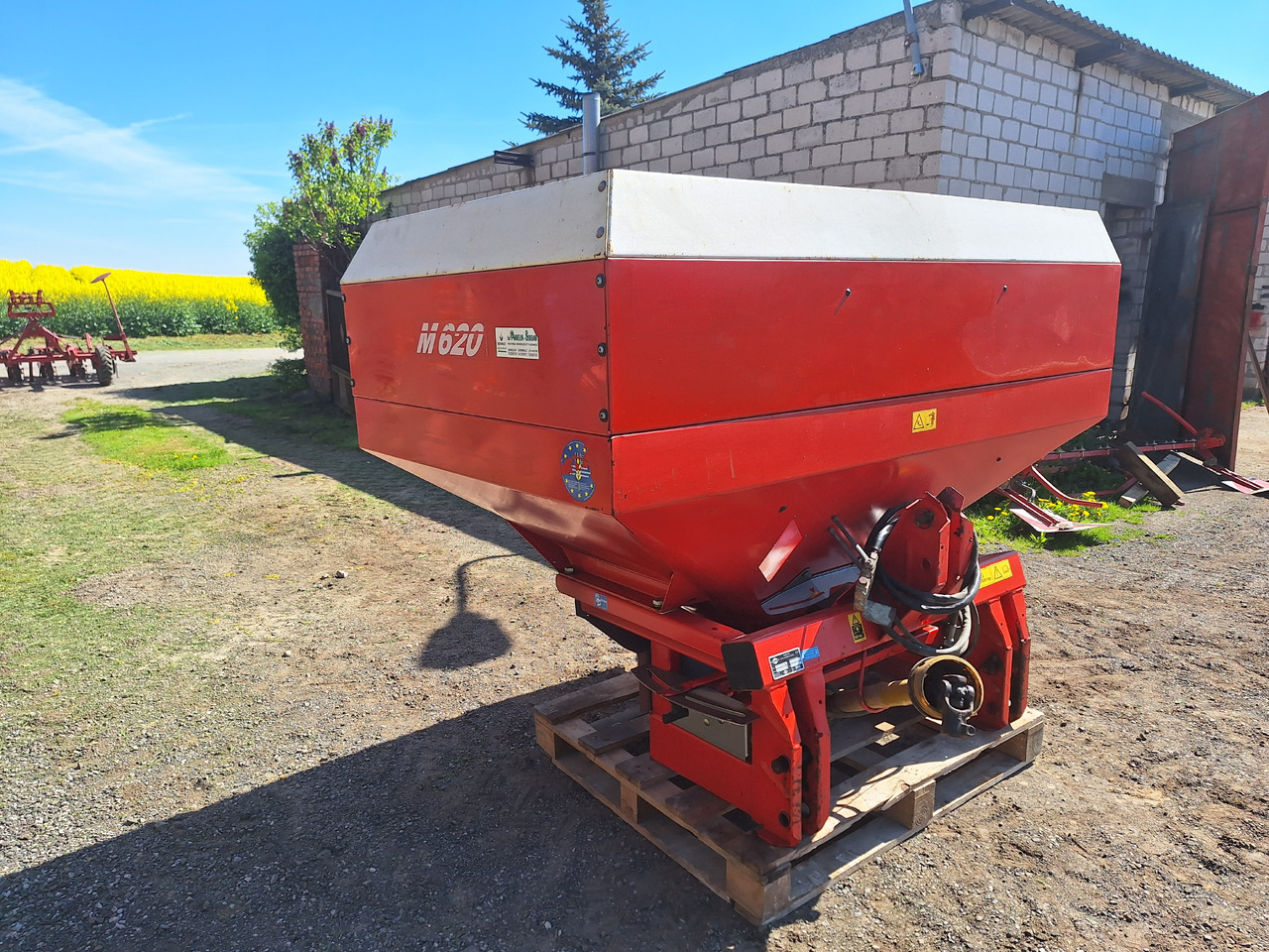 KUHN MDS935 - Rozmetač hnojiva: obrázok 4 KUHN MDS935 - Rozmetač hnojiva: obrázok 4