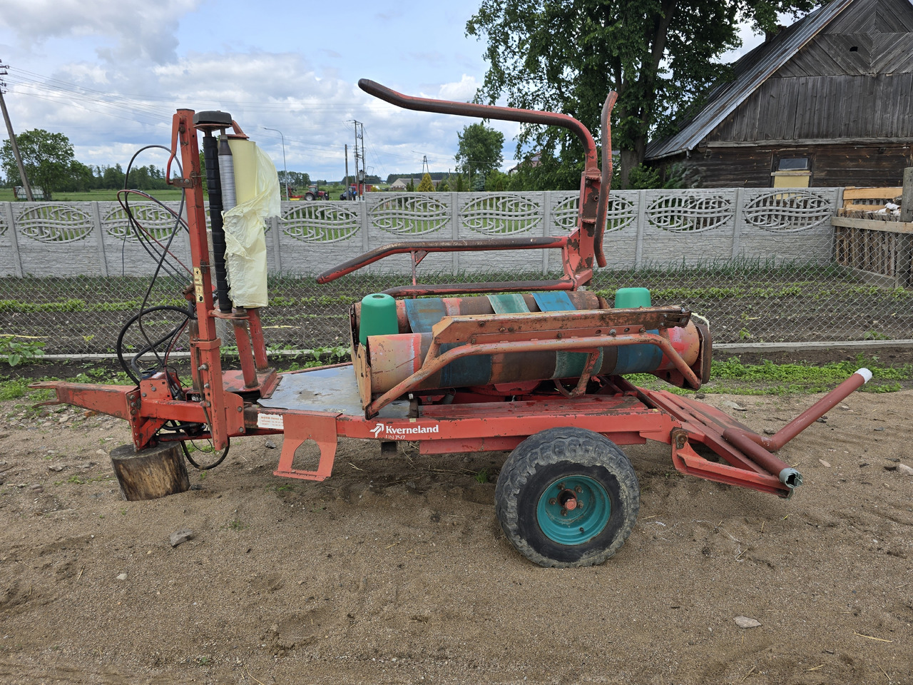 KVERNELAND UN7517 - Obaľovací stroj: obrázok 2 KVERNELAND UN7517 - Obaľovací stroj: obrázok 2