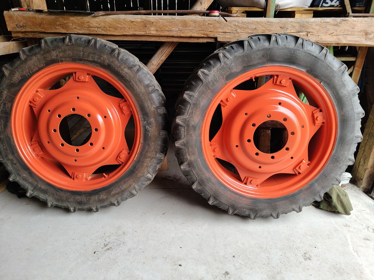 Kleber, Taurus 11.2 R32 (270/95 R32), 9.5 R48 - Kompletné koleso pre Poľnohospodárske stroje: obrázok 1 Kleber, Taurus 11.2 R32 (270/95 R32), 9.5 R48 - Kompletné koleso pre Poľnohospodárske stroje: obrázok 1