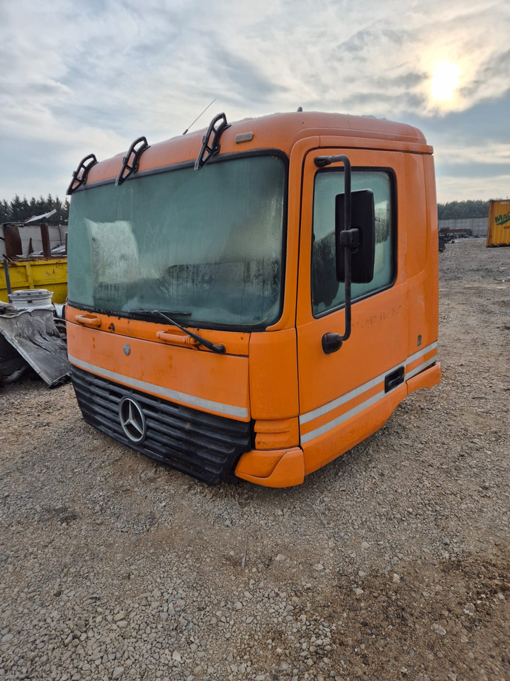 Mercedes Actros - Obytný kontajner: obrázok 2 Mercedes Actros - Obytný kontajner: obrázok 2