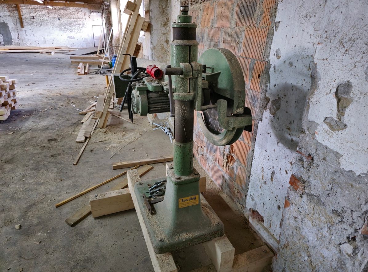 Piła Radialna EISEN-WOLFF 500 mm / 5,5 kW - Drevoobrábací stroj: obrázok 4 Piła Radialna EISEN-WOLFF 500 mm / 5,5 kW - Drevoobrábací stroj: obrázok 4