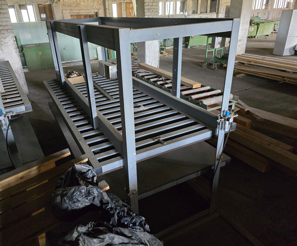 Prasa stół do klejenia płyt, drewna pneumatyczna regulowana 3 m - Drevoobrábací stroj: obrázok 1 Prasa stół do klejenia płyt, drewna pneumatyczna regulowana 3 m - Drevoobrábací stroj: obrázok 1