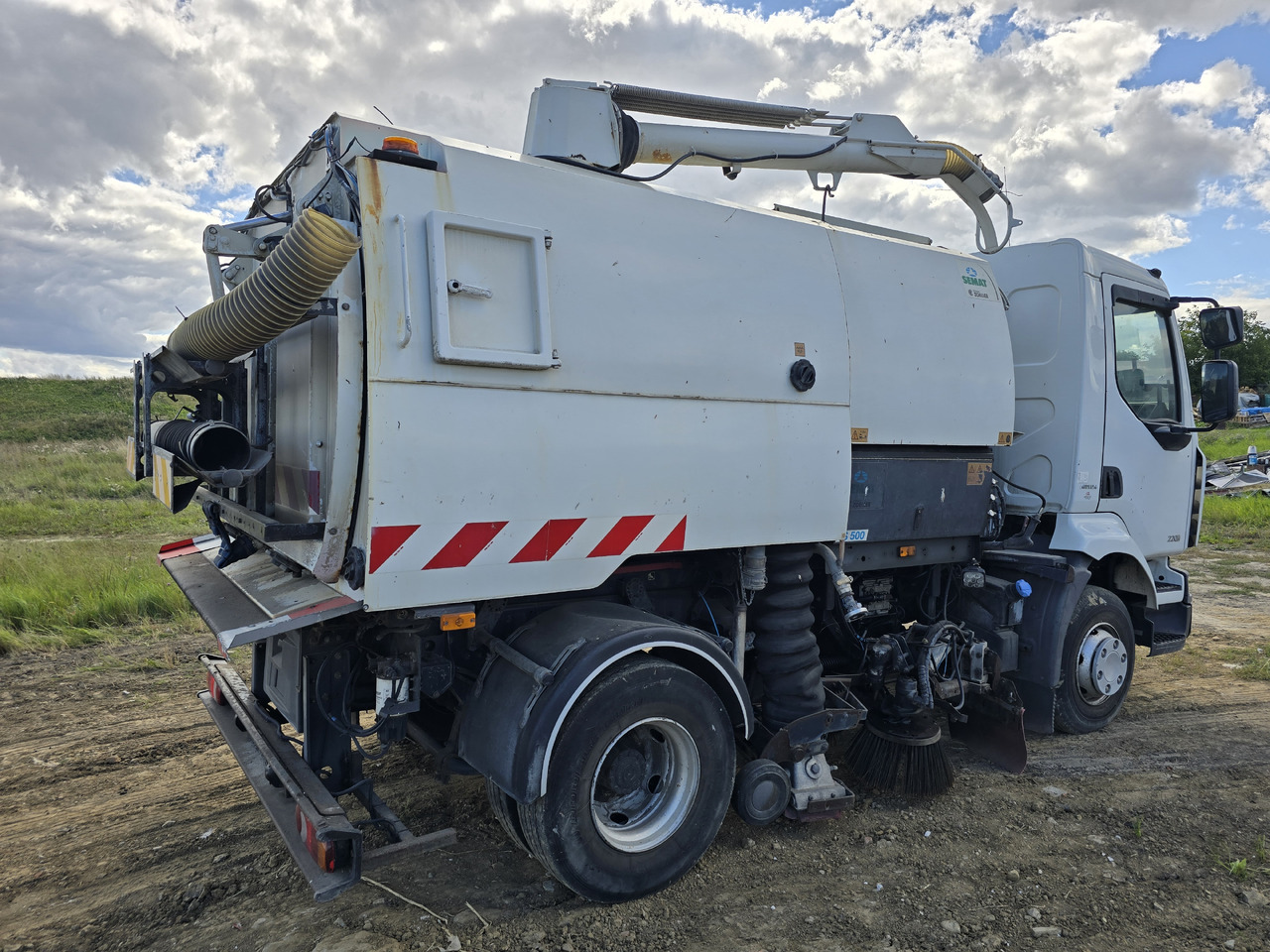 RENAULT Midlum - Zametacie vozidlo: obrázok 4 RENAULT Midlum - Zametacie vozidlo: obrázok 4