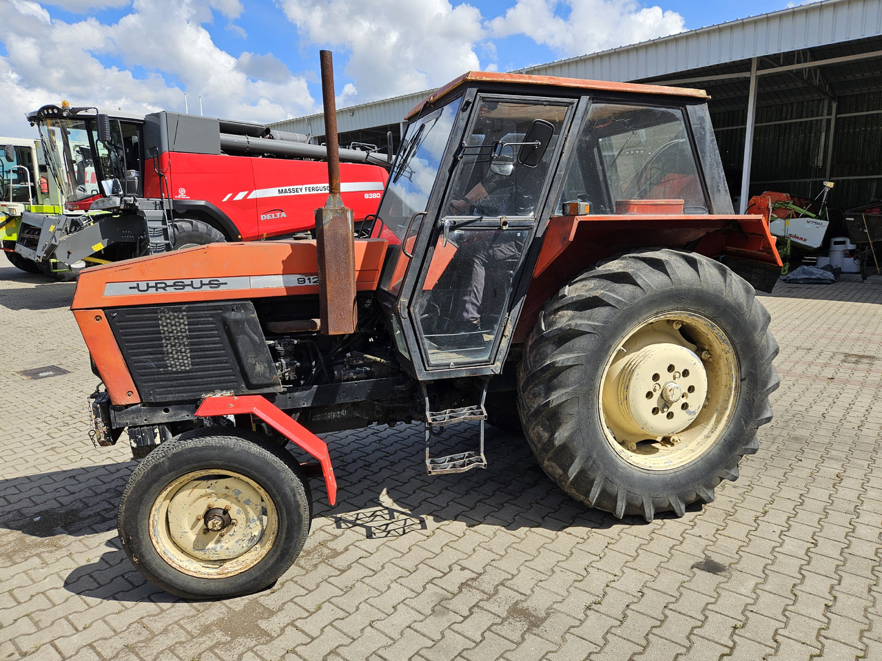 Ursus 912 - Traktor: obrázok 2 Ursus 912 - Traktor: obrázok 2