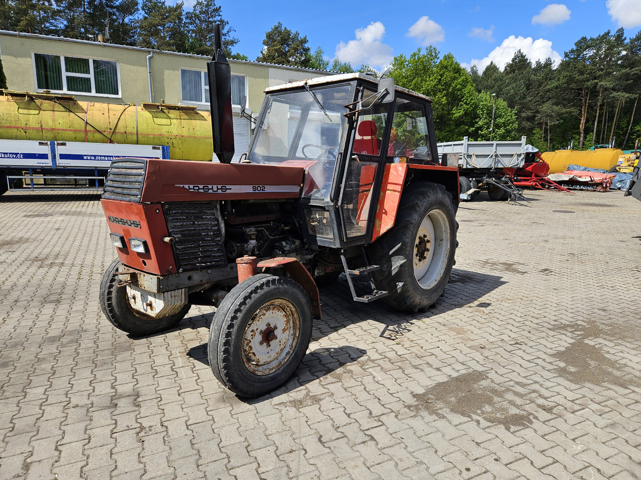 Ursus C-385 - Traktor: obrázok 3 Ursus C-385 - Traktor: obrázok 3