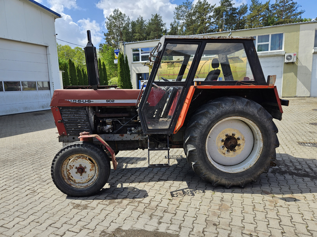 Ursus C-385 - Traktor: obrázok 4 Ursus C-385 - Traktor: obrázok 4