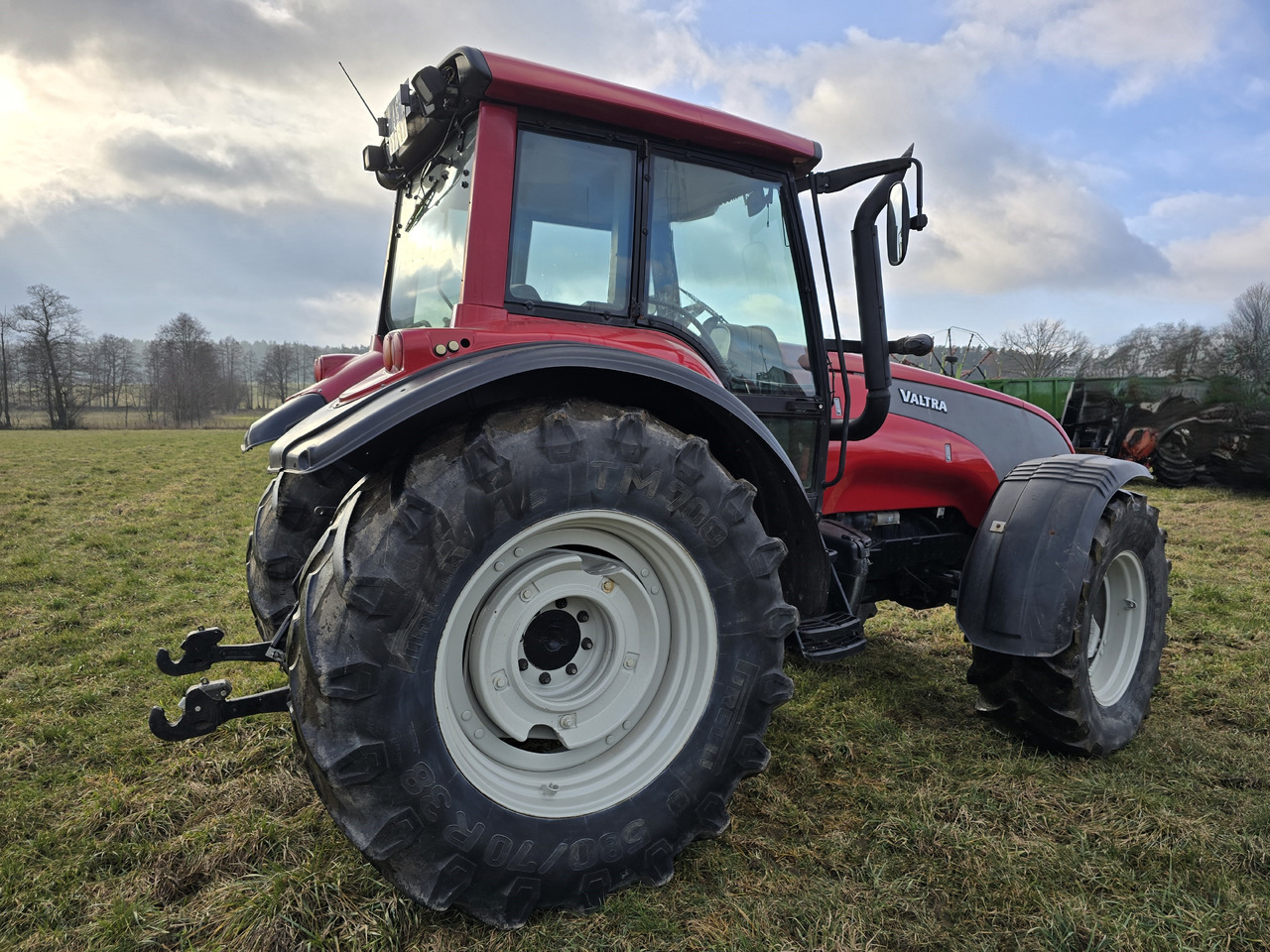 VALTRA T140 - Traktor: obrázok 5 VALTRA T140 - Traktor: obrázok 5