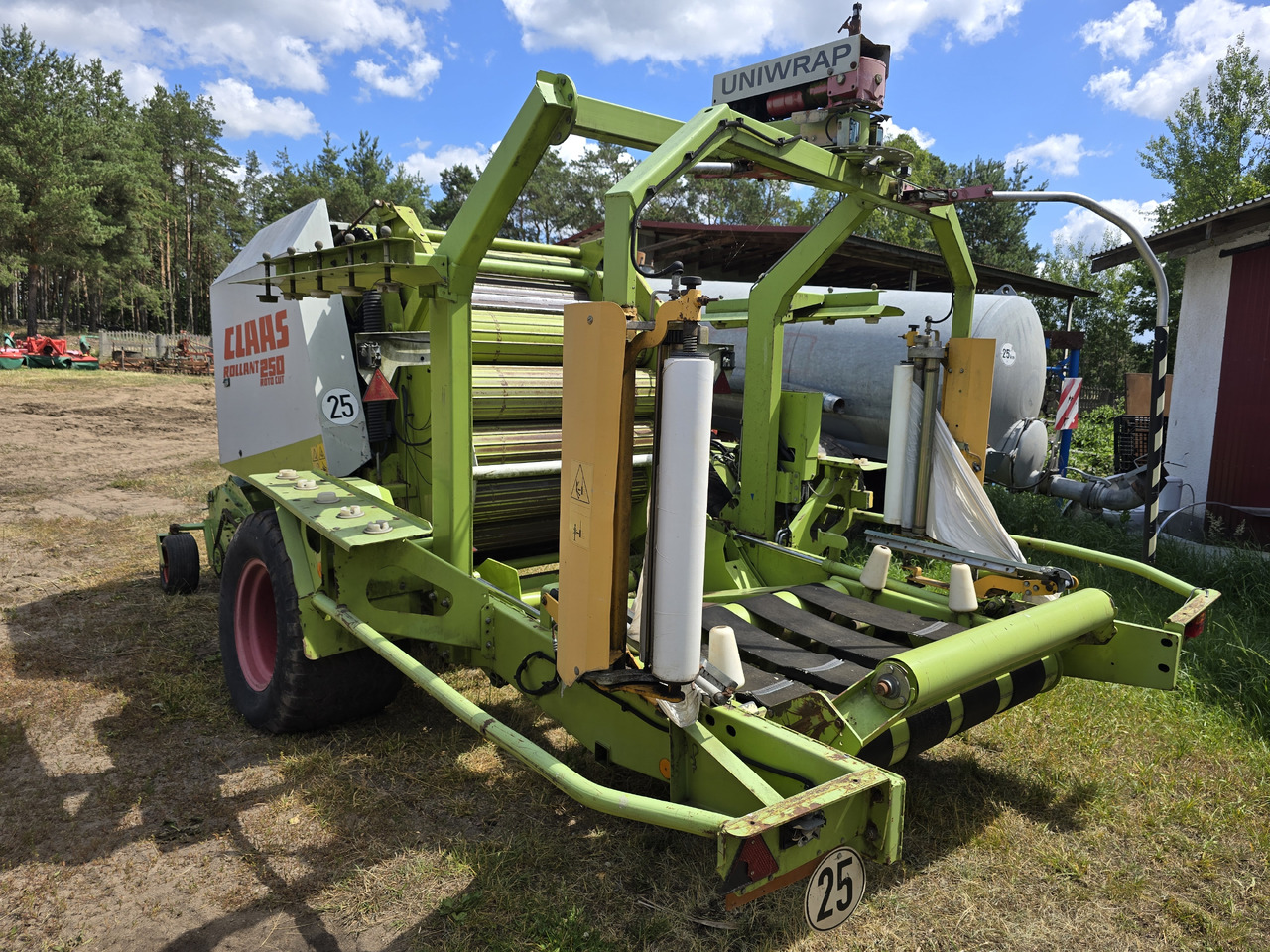 Claas ROLLANT 250 Roto Cut - Lis na okrúhle balíky: obrázok 3 Claas ROLLANT 250 Roto Cut - Lis na okrúhle balíky: obrázok 3