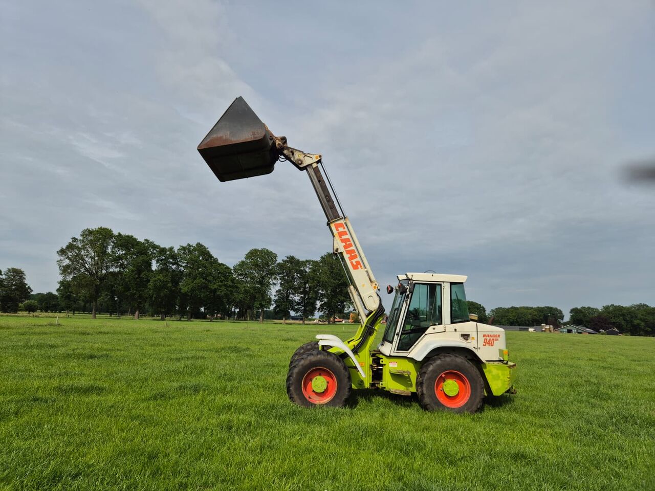 Claas Ranger 940 RX - Kolesový nakladač: obrázok 2 Claas Ranger 940 RX - Kolesový nakladač: obrázok 2